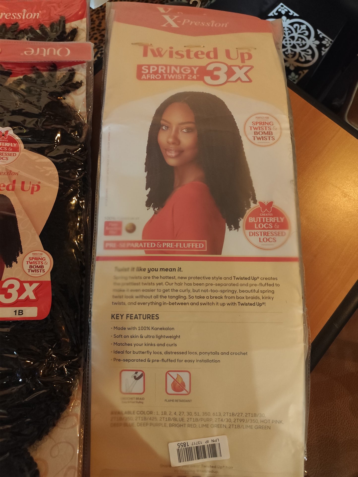 Outre Butterfly Locs, Twisted Up X-Pression, 3x Springy Afro Twist, 24", Black 1B