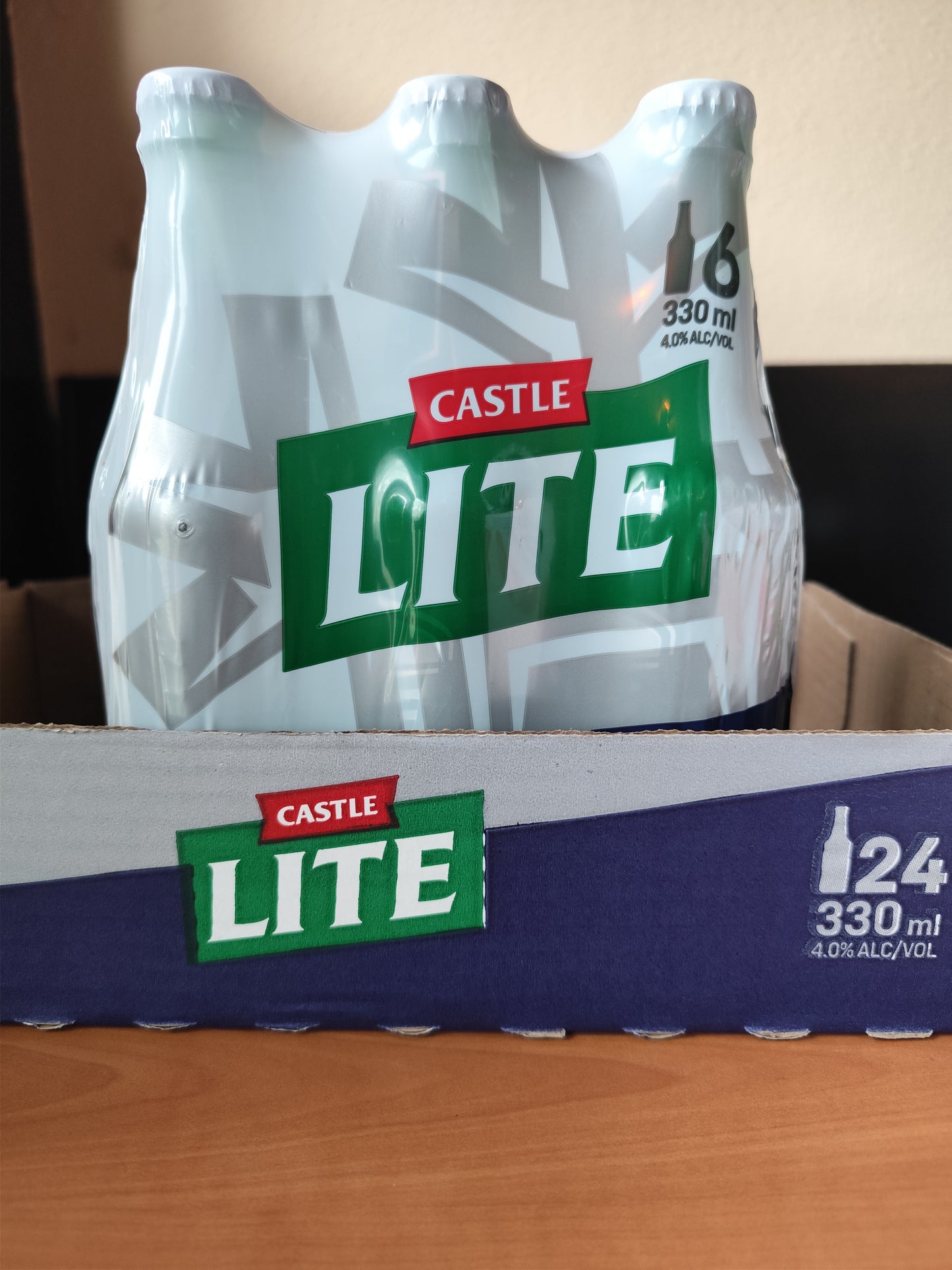 Castle Lite Beer 300ml. 6-pack